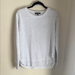 Ocean Drive Heather Light Gray Crewneck Pullover